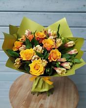 Букет цветов из:  Альстромерии и Розы #REPLACE_PRED# Разумном