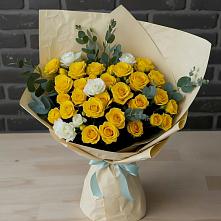 Букет цветов из:  Розы в Разумном