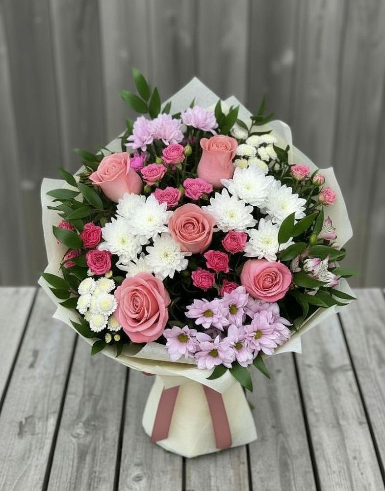 Букет цветов из: Альстромерии, Гвоздики, Розы и Хризантемы в Разумном