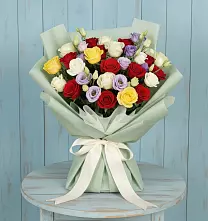 Букет цветов из:  Розы в Разумном