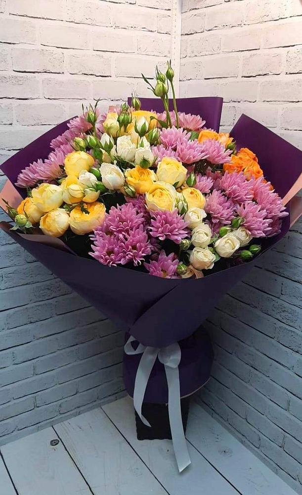 Букет цветов из: Хризантемы и Розы в Разумном