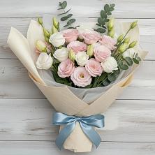 Букет цветов из:  Лизиантусы в Разумном