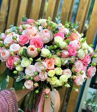 Букет цветов из:  Розы #REPLACE_PRED# Разумном