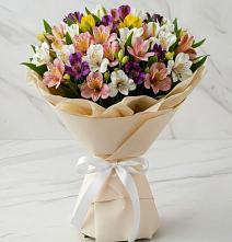 Букет цветов из:  Альстромерии в Разумном