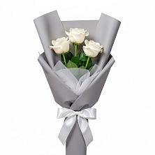 Букет 3 белые розы в Разумном