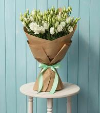 Букет цветов из:  Лизиантусы в Разумном