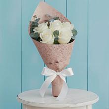Букет цветов из:  Розы в Разумном
