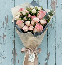 Букет цветов из:  Розы в Разумном